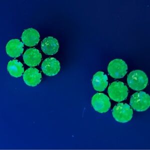 Vintage and JO-LE (Jolle) Uranium Glass Clip-on Earrings - JP250